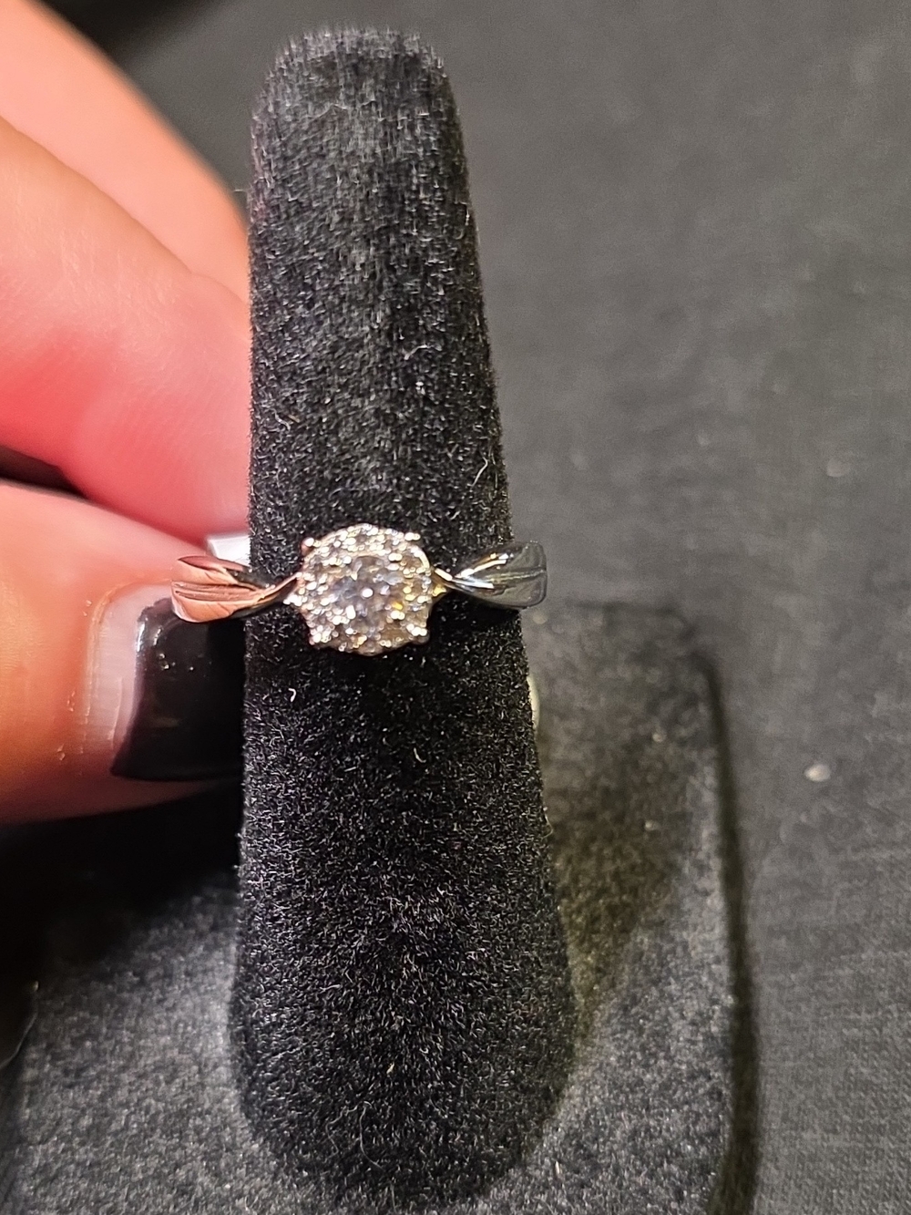 Sterling Silver Women’s Sparkling Cluster Ring - Clear Spinel Gemstone